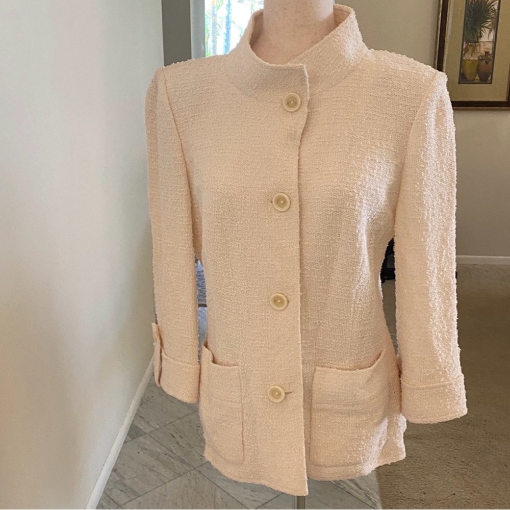 Vintage St. John Collection Cream Bouclé Knit Jacket – Size M